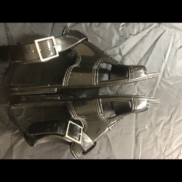 Givency Jelly Gladiator Sandals - Picture 8 of 14